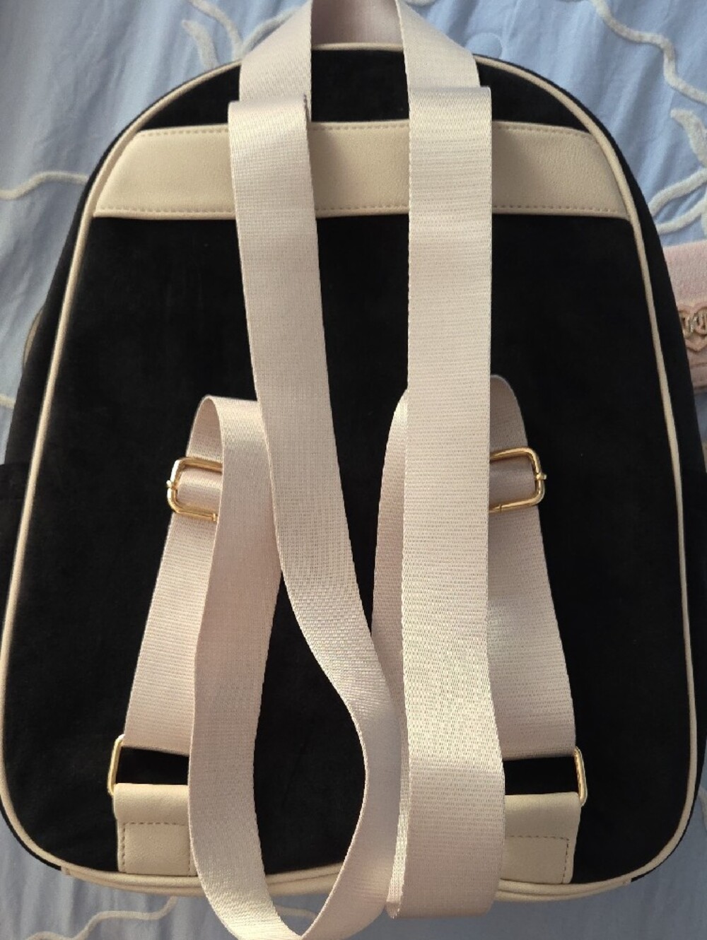 Juicy Couture Black Velvet Backpack with Cream Trim W/ Small Wallet And Pouch - Picture 5 of 7
